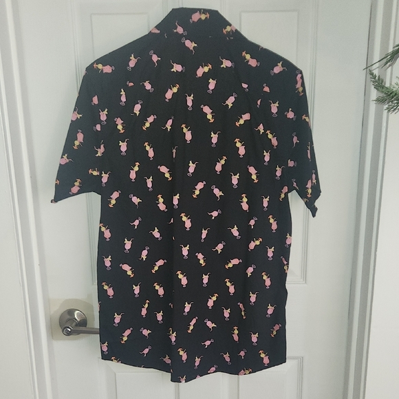 Thomas Dean Black Short-Sleeve Button-Down Shirt with Pink Pineapple Print - Picture 5 of 5